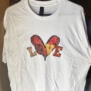 Gildan White Love Graphic Tee